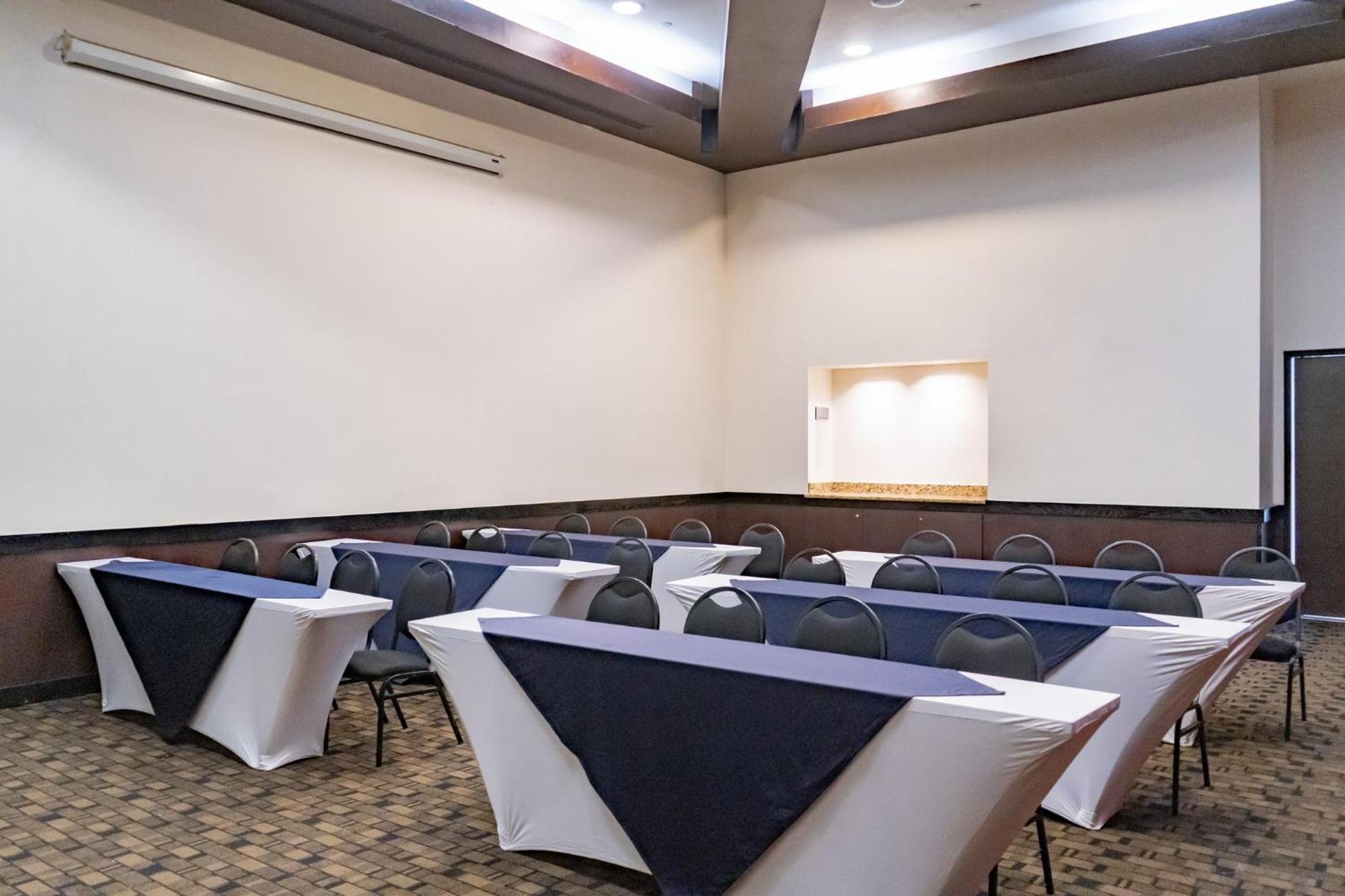 Fiesta Inn Tepic Eksteriør bilde