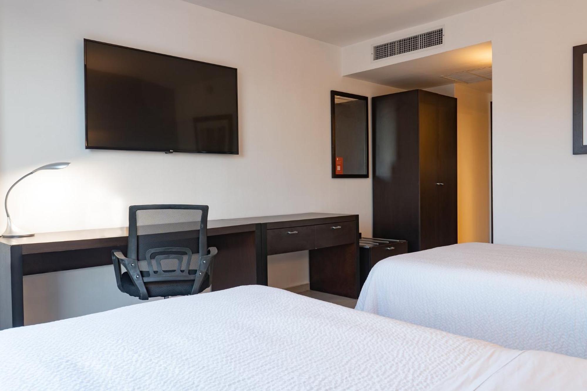 Fiesta Inn Tepic Eksteriør bilde